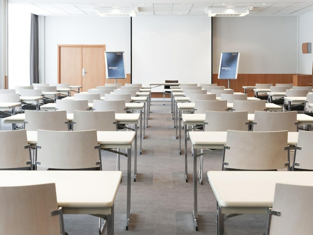 Фото Novotel Leuven Centrum