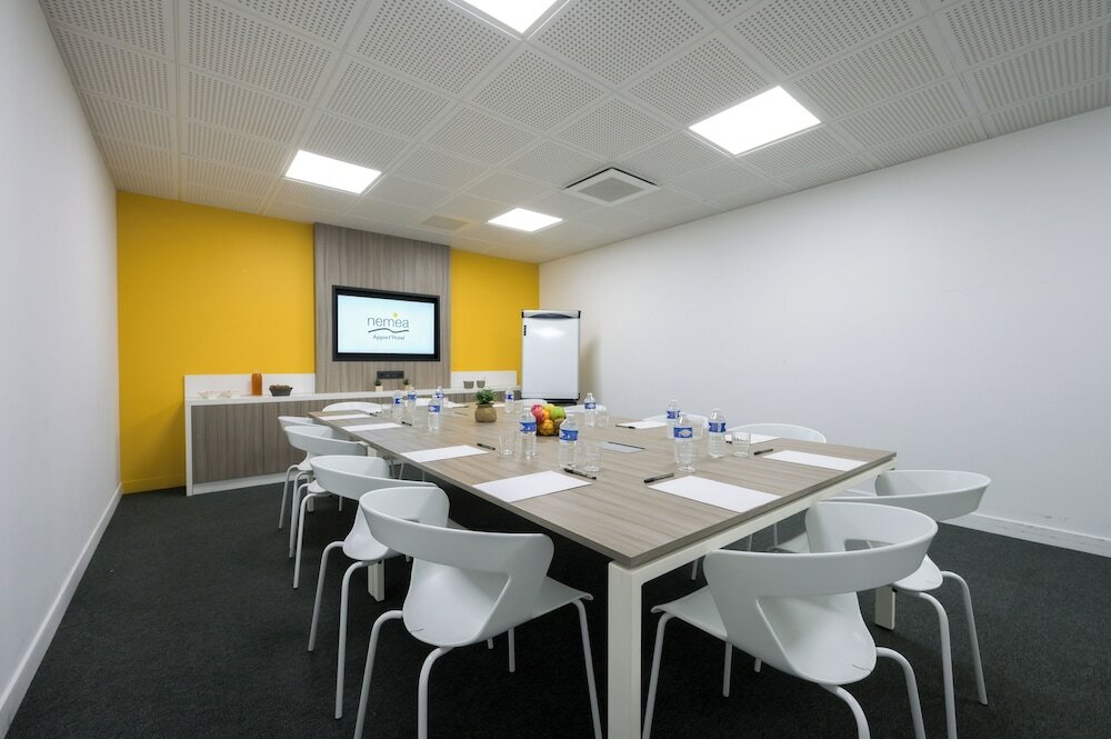 Фото Nemea Appart Hotel So Cloud Lyon Part Dieu