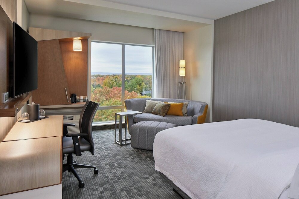Фото Courtyard by Marriott Albany Airport