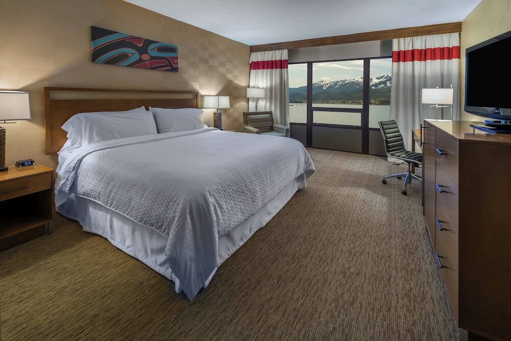 Фото Four Points by Sheraton Juneau