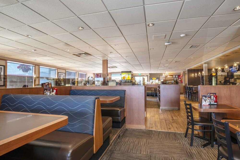 Фото Sandman Inn Cranbrook