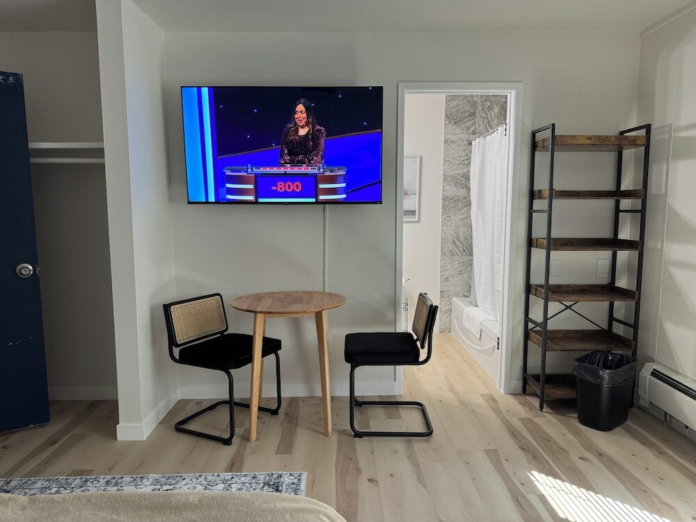 Фото Commercial Hotel