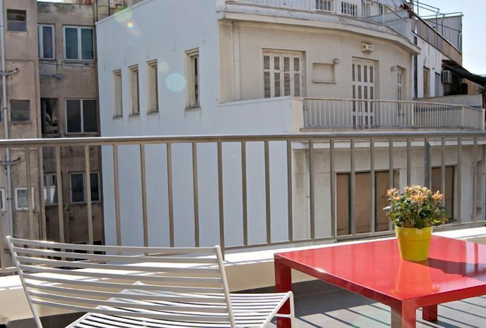 Фото A for Athens