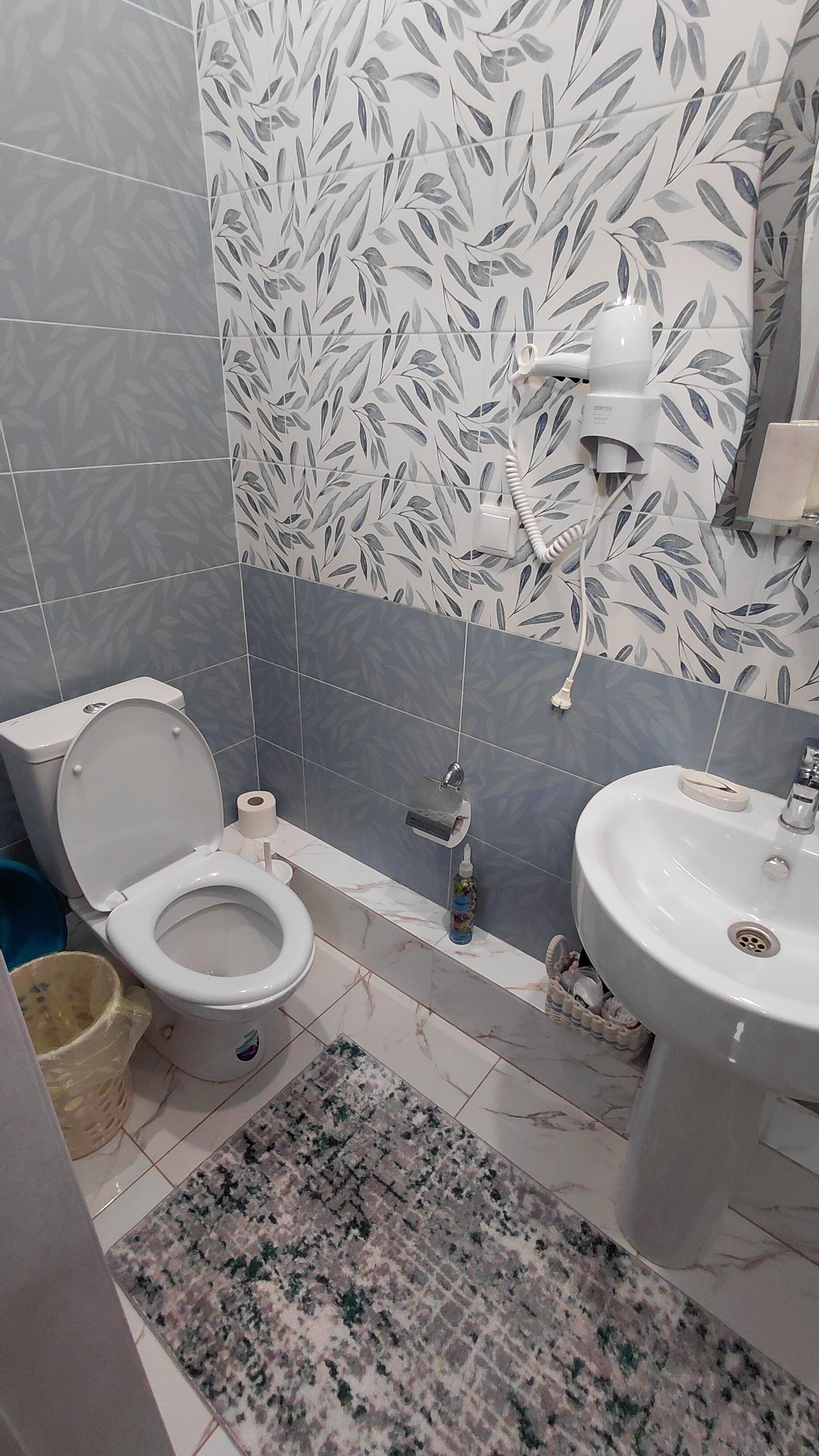 Фото Белый попугай