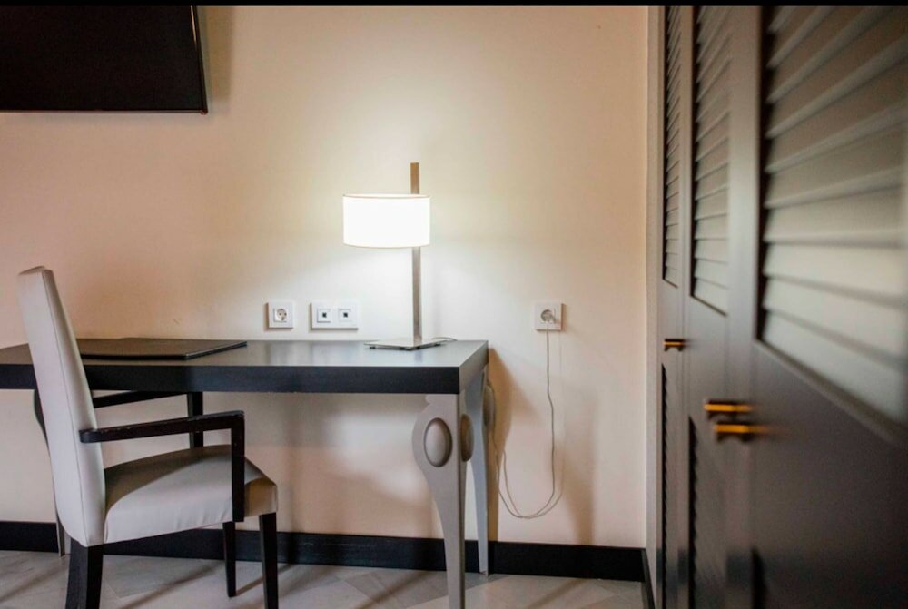 Фото Hotel Palacio Marqués de Arizón