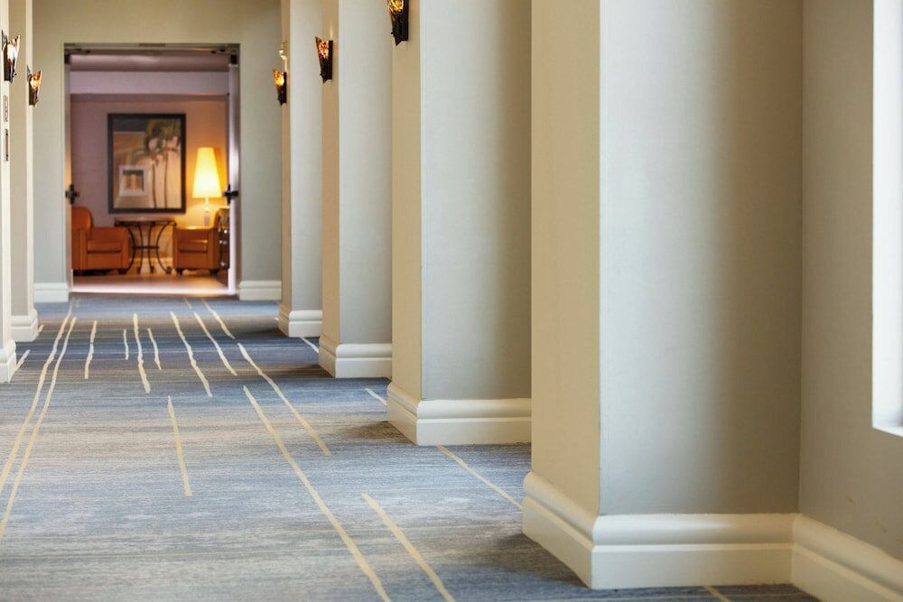 Фото Renaissance Tampa International Plaza Hotel