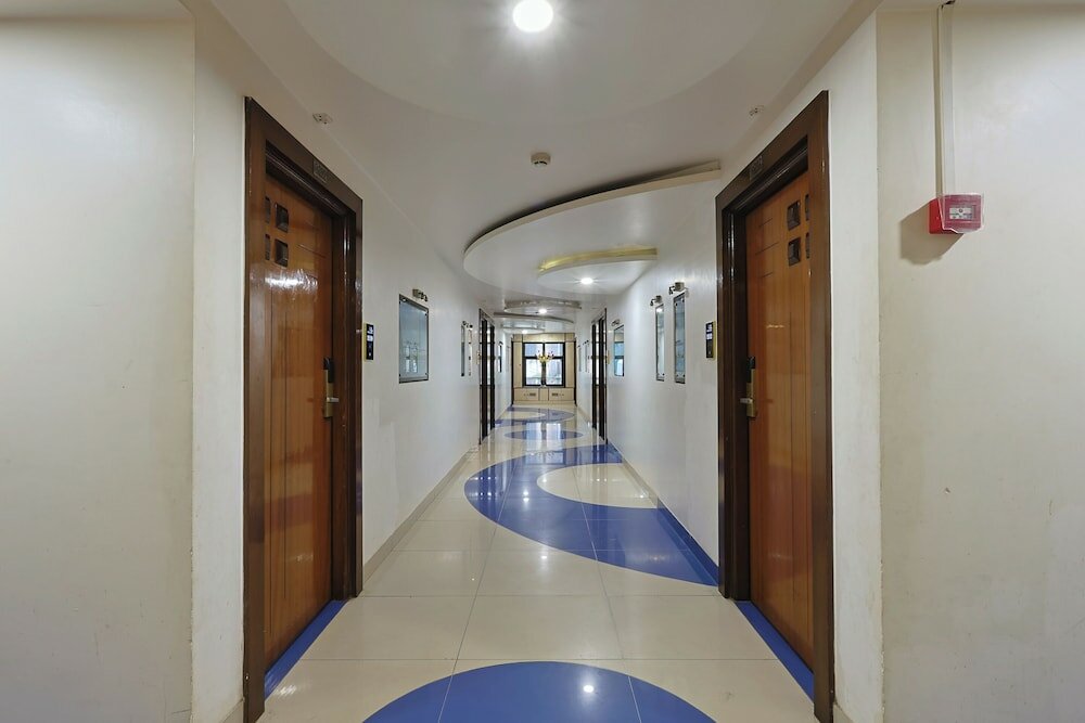 Фото Hotel Ambassador