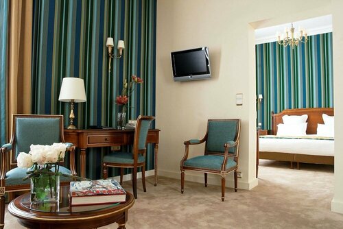 Гостиница Mayfair в Париже