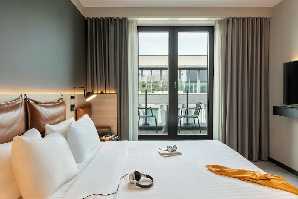 Фото Moxy Brussels City Center