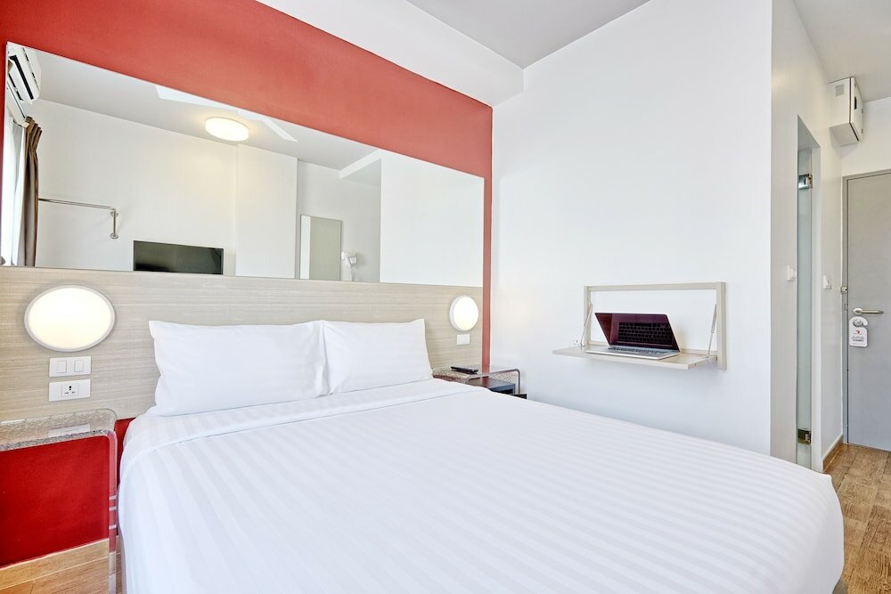 Фото Easy Planet Pattaya
