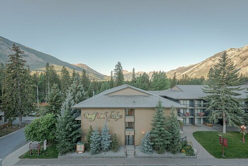 Внешний вид отеля Banff Park Lodge в Банфе, фото 4