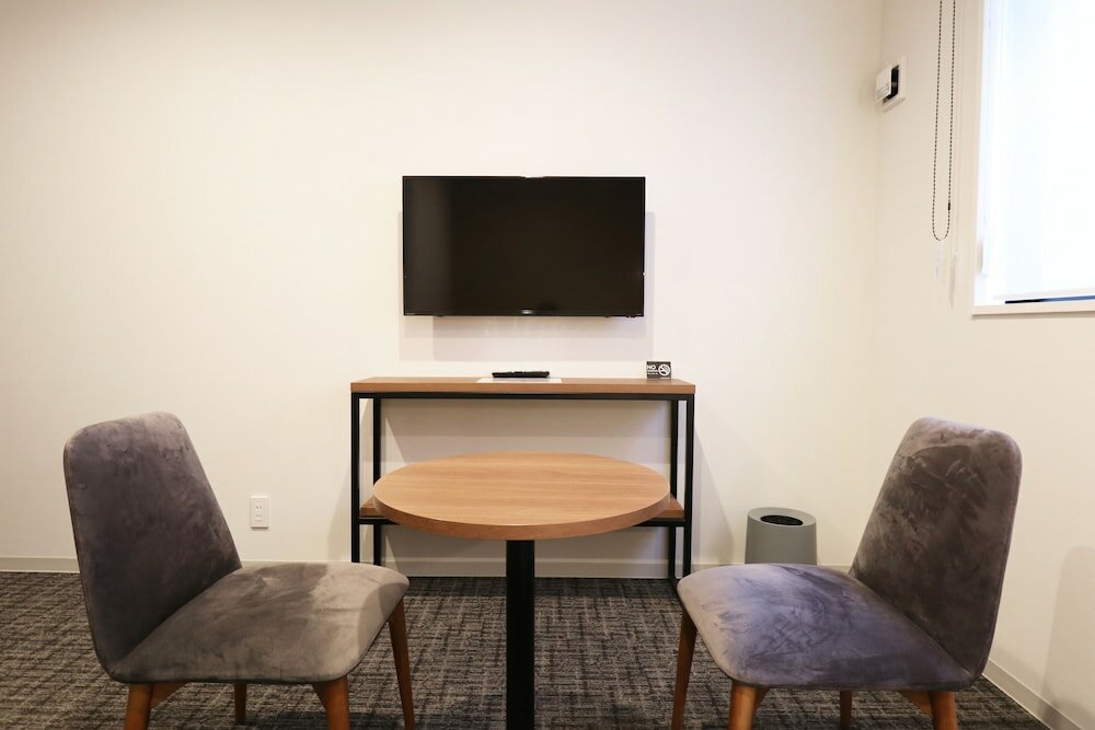 Фото M's Hotel Nijojo Oike