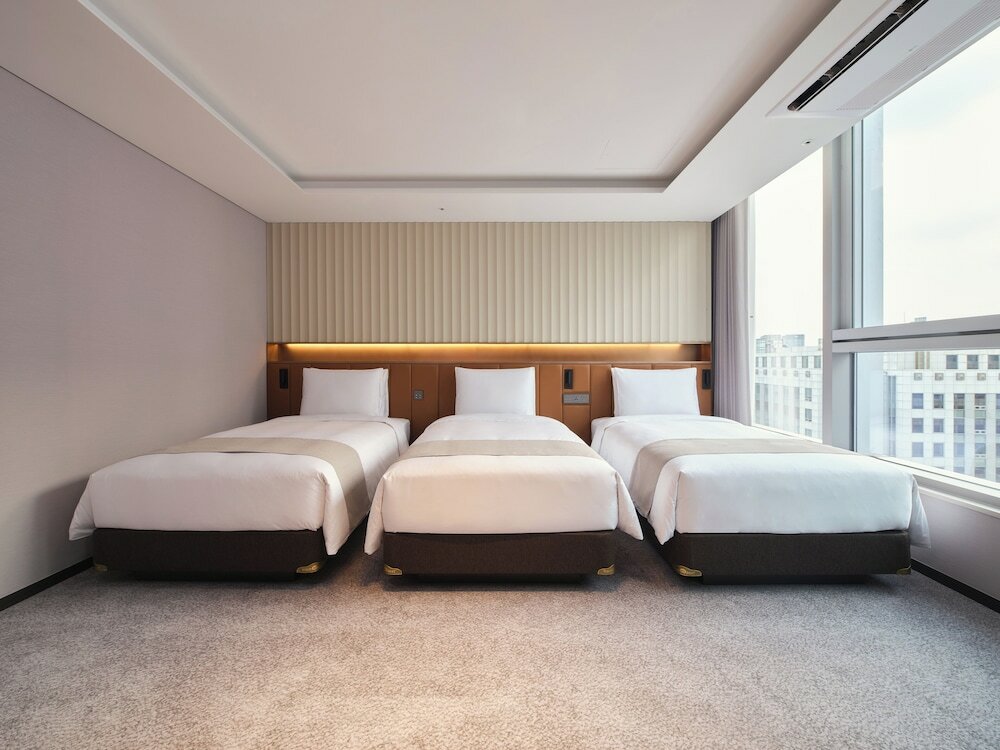 Фото Stanford Hotel Myeongdong