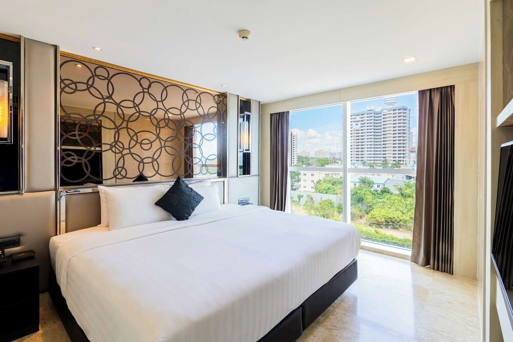 Фото The Sanctuary Resort Pattaya, BW Signature Collection
