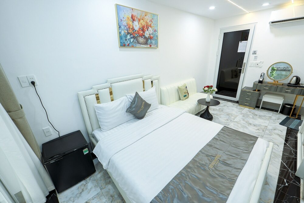 Фото Le Vu Hotel
