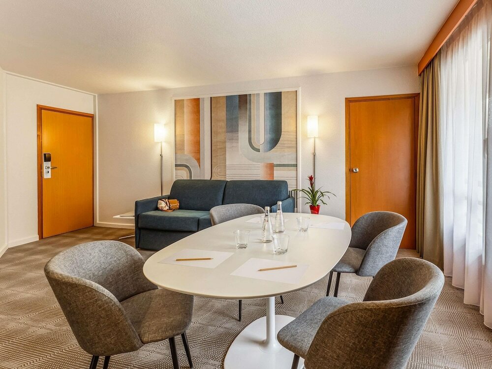 Фото Novotel Lille Centre Gares