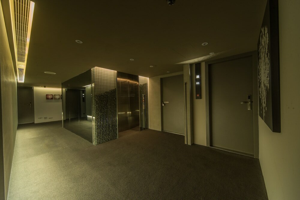 Фото Simple Plus Hotel