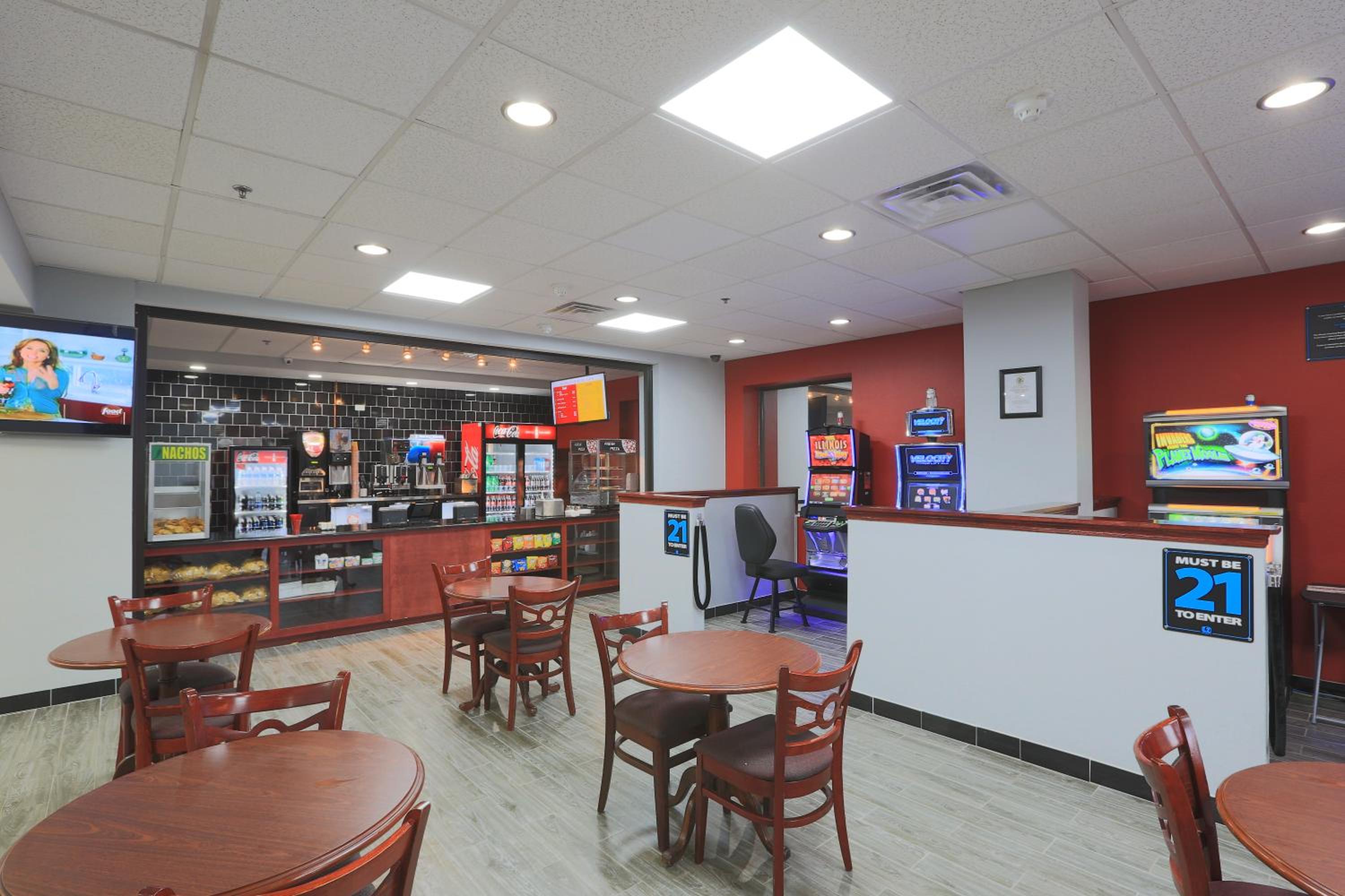 Фото Days Inn by Wyndham Calumet Park
