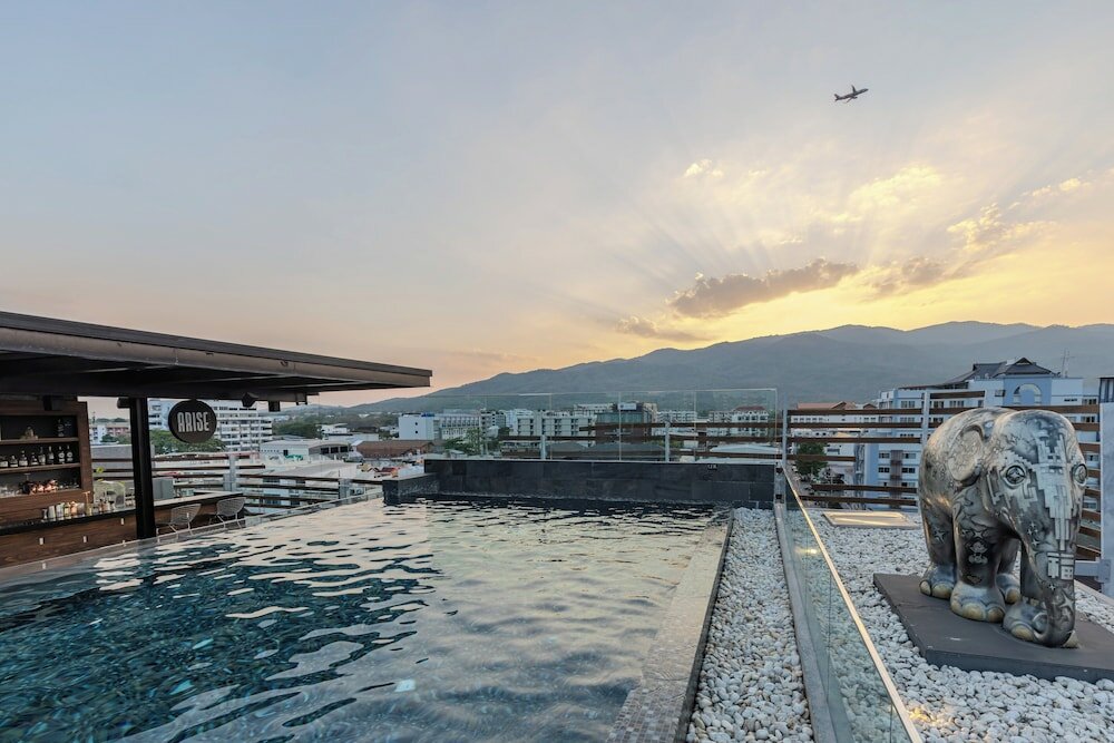 Фото Akyra Manor Chiang Mai
