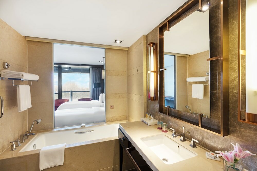 Фото Crowne Plaza Xuzhou Dalong Lake, an Ihg Hotel