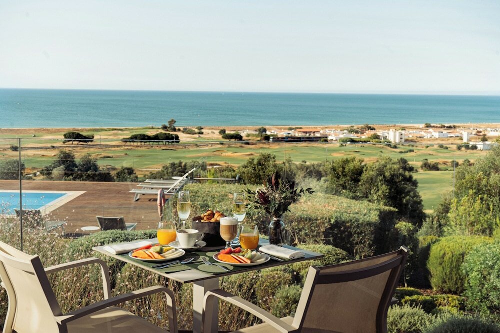 Фото Palmares Signature Apartments