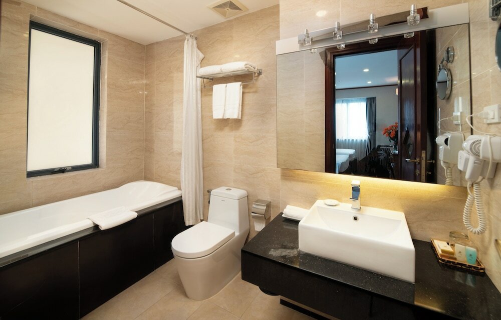 Фото Hanoi Larosa Hotel