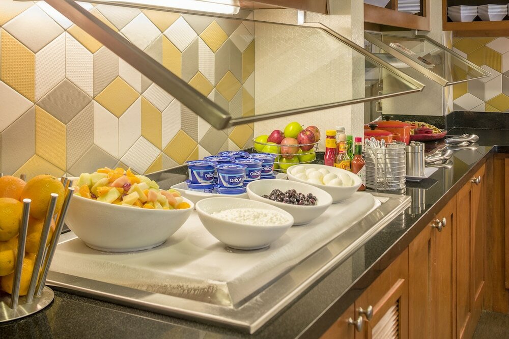 Фото Hyatt Place Austin/Arboretum - Domain Area