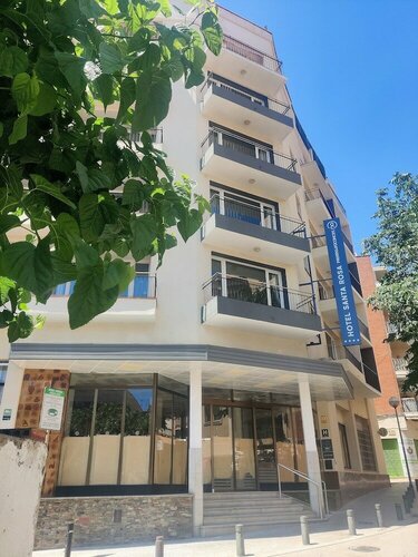 Внешний вид отеля Hotel Lloret Santa Rosa в Льорет-де-Маре, фото 5