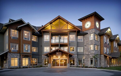 Внешний вид отеля The Old House Hotel & SPA в Куртни, фото 1