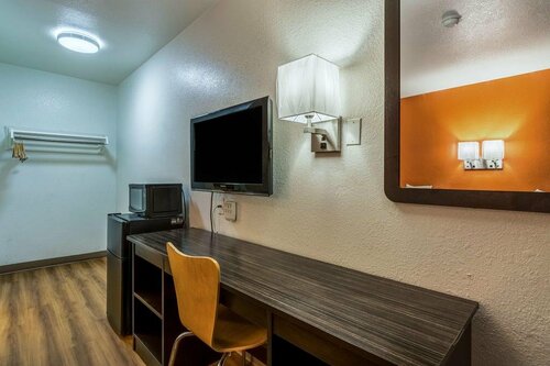 Гостиница Motel 6 Lumberton, Nc в Ламбертоне