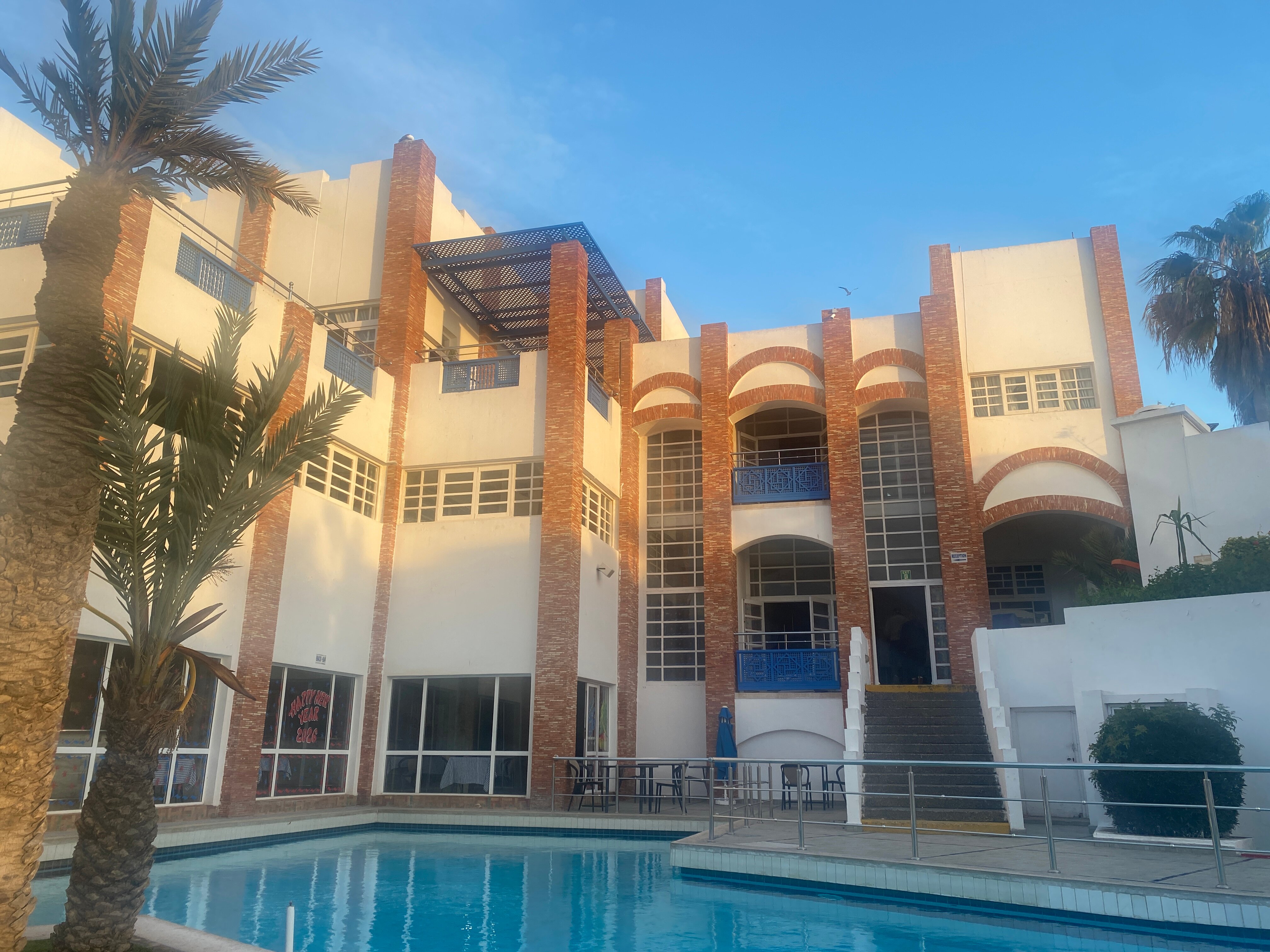 Фото Tagadirt Appart-Hotel