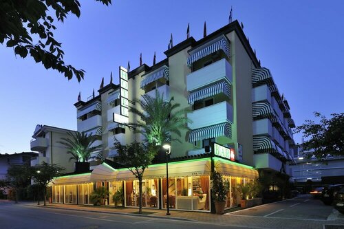 Гостиница Hotel Al Prater в Линьяно-Саббьядоро