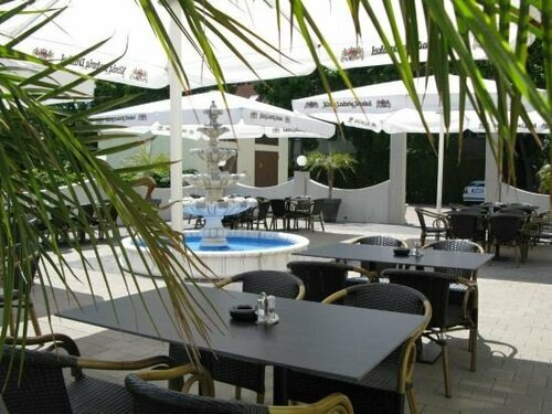 Гостиница Hotel Adler в Аугсбурге