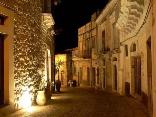 Внешний вид отеля Only for two Giumbabulla Home and SPA в Рагузе, фото 1