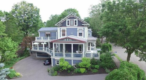 Гостиница Chesley Road Bed And Breakfast в Нидхаме