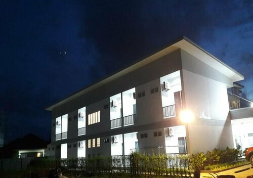 Гостиница Dk Grand Hotel в Чантхабури