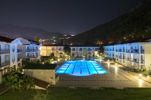 Гостиница Belcekum Beach Hotel в Фетхие