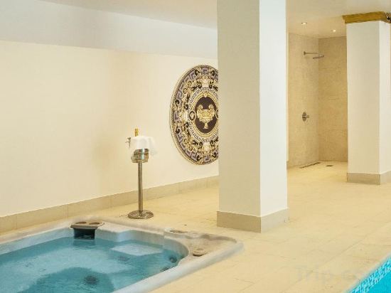 Фото Theoxenia Palace Hotel