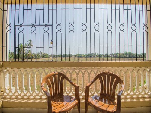 Гостиница Oyo 11589 Home Spacious 2bhk Varca Beach в Южном Гоа