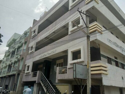 IROOMZ Pranathi Comforts