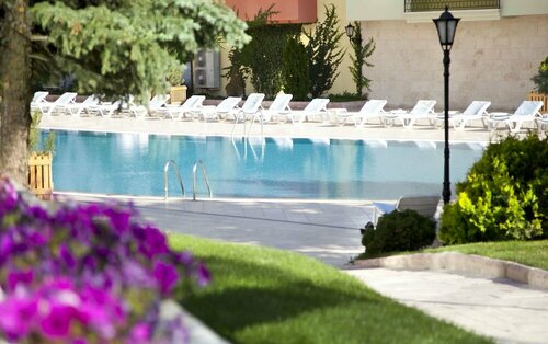 Гостиница Ikbal Thermal Hotel & SPA в Синанпаше