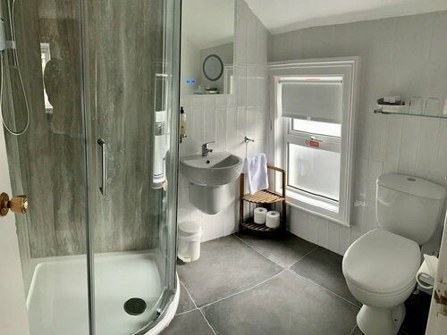 Гостиница Shelleven Guest House в Бангоре