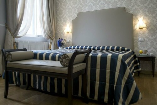 Гостиница Hotel Navy в Ливорно