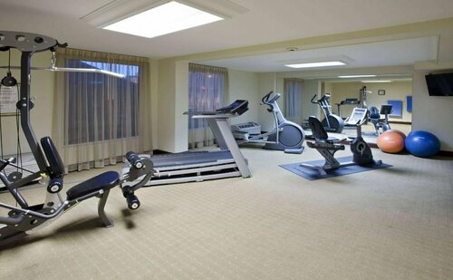 Гостиница La Quinta Inn & Suites by Wyndham Downtown Conference Center в Джэксонвилле