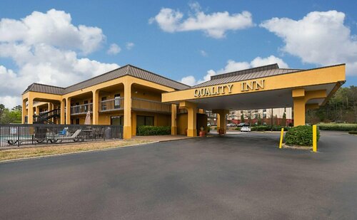 Гостиница Quality Inn Airport - Southeast в Бирмингеме