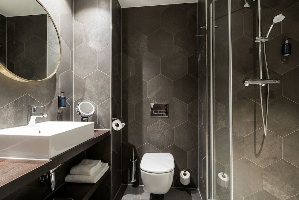 Фото The James Hotel Rotterdam