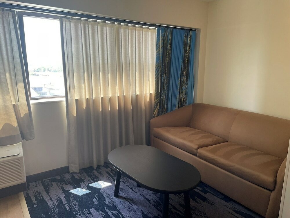 Фото Comfort Inn Downtown Charleston