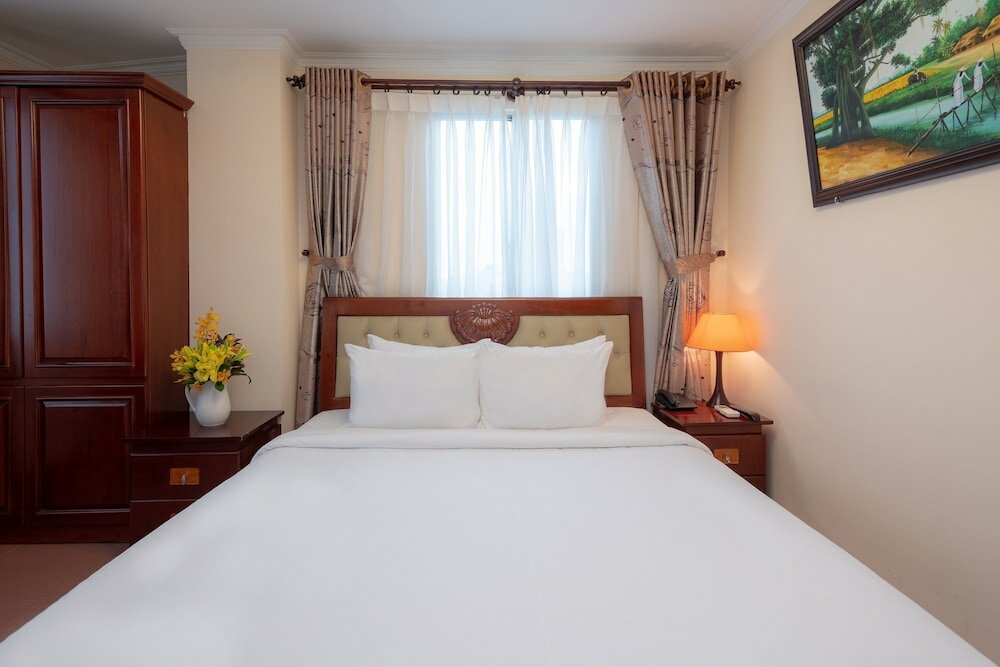 Фото Bon Ami Hotel