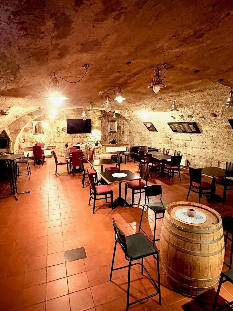 Фото Hotel Goldener Adler