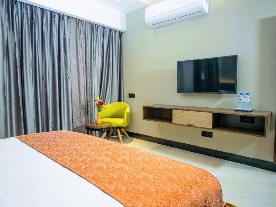 Фото Отель Omni Residency